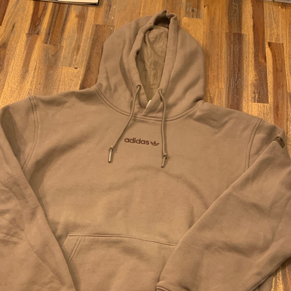 Adidas hoody. Embroidered logo on front. Size medium.